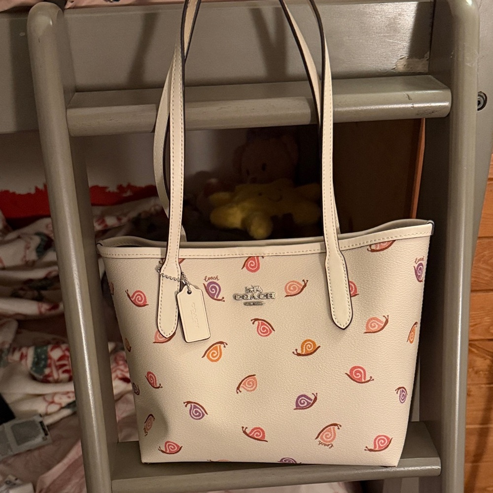 Coach small city tote (snail pattern)